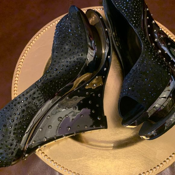 Unique Black Studded Wedges (NEW!) - Picture 6 of 11